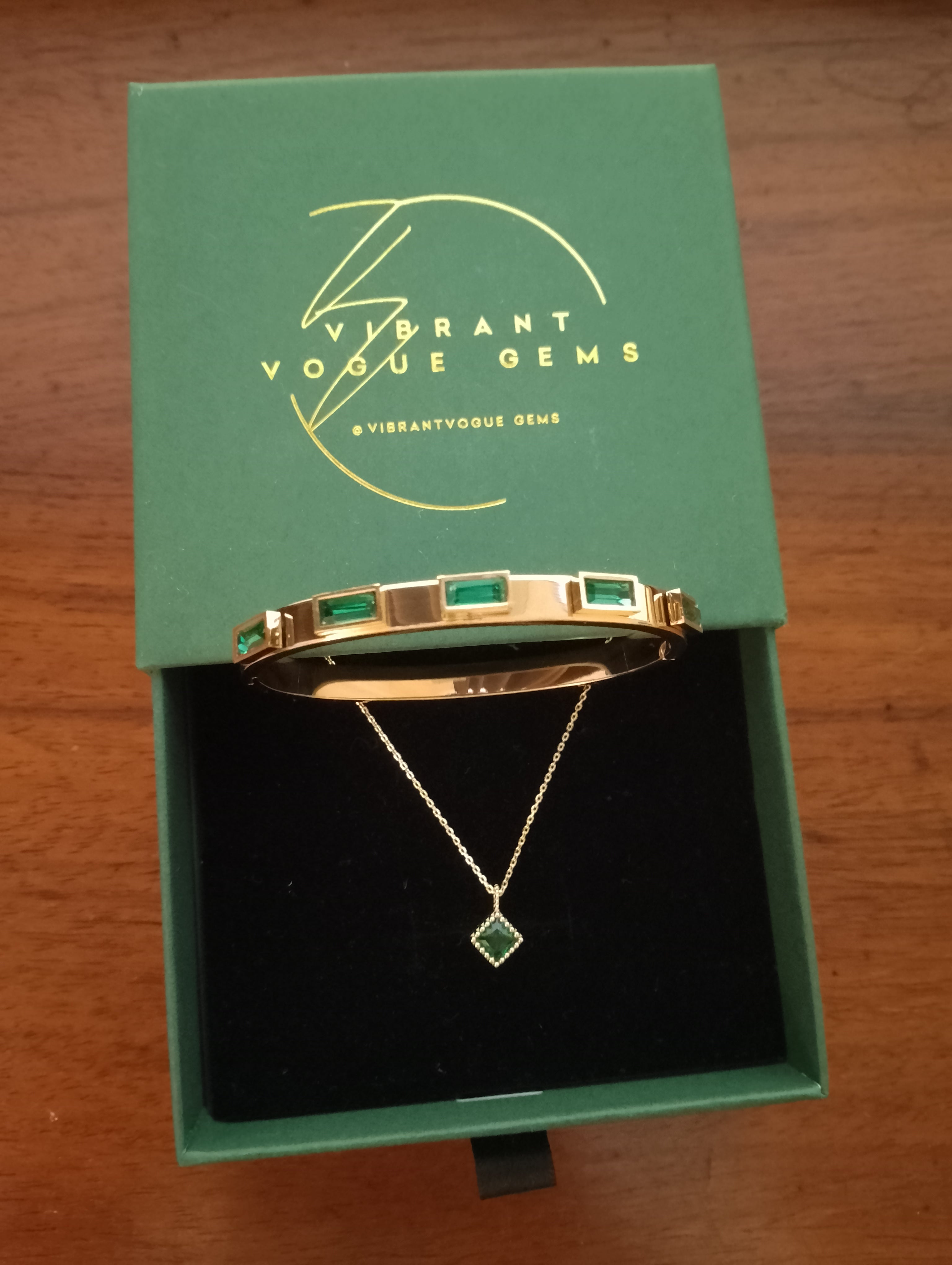 Emerald Majesty Collection