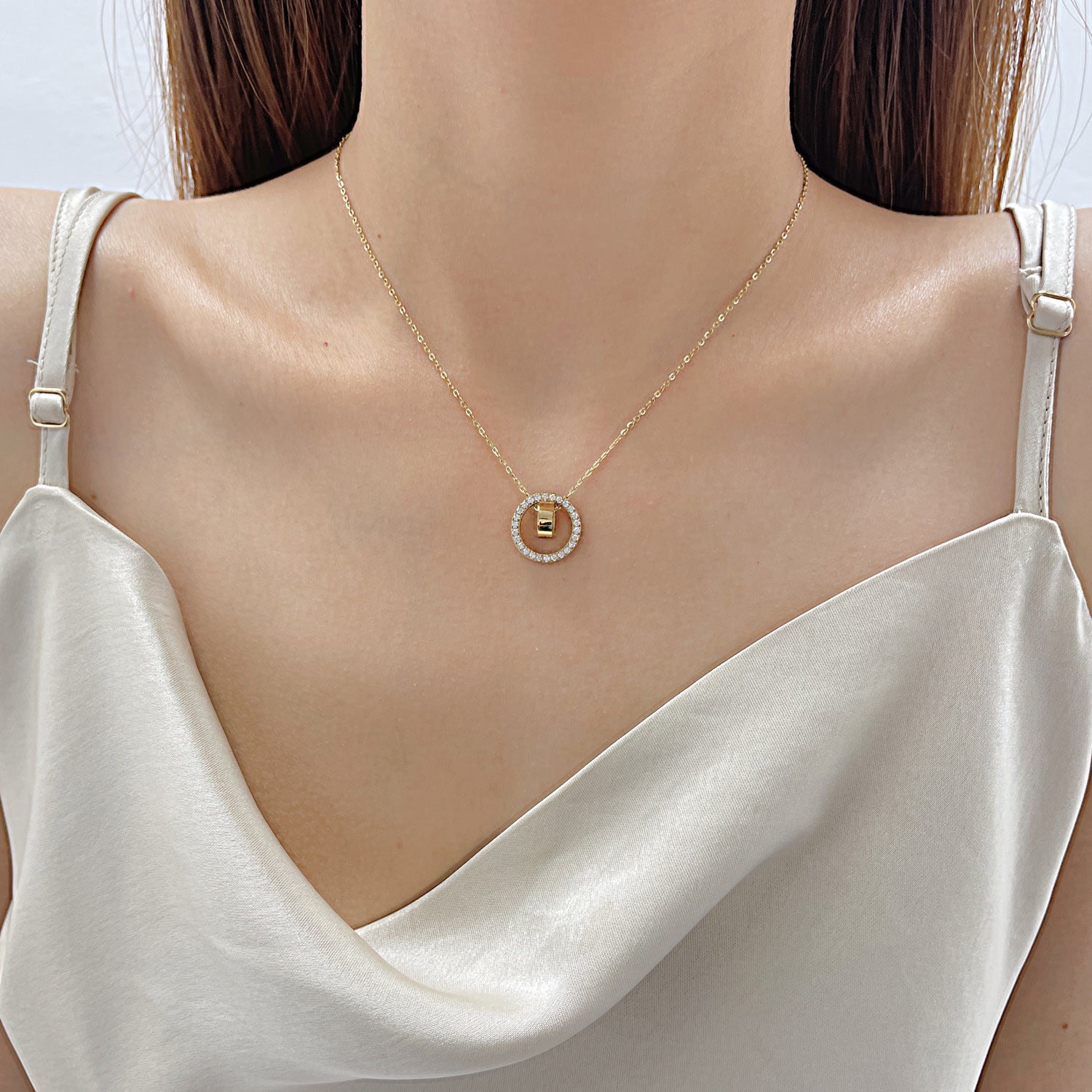 Ornate Halo Necklace